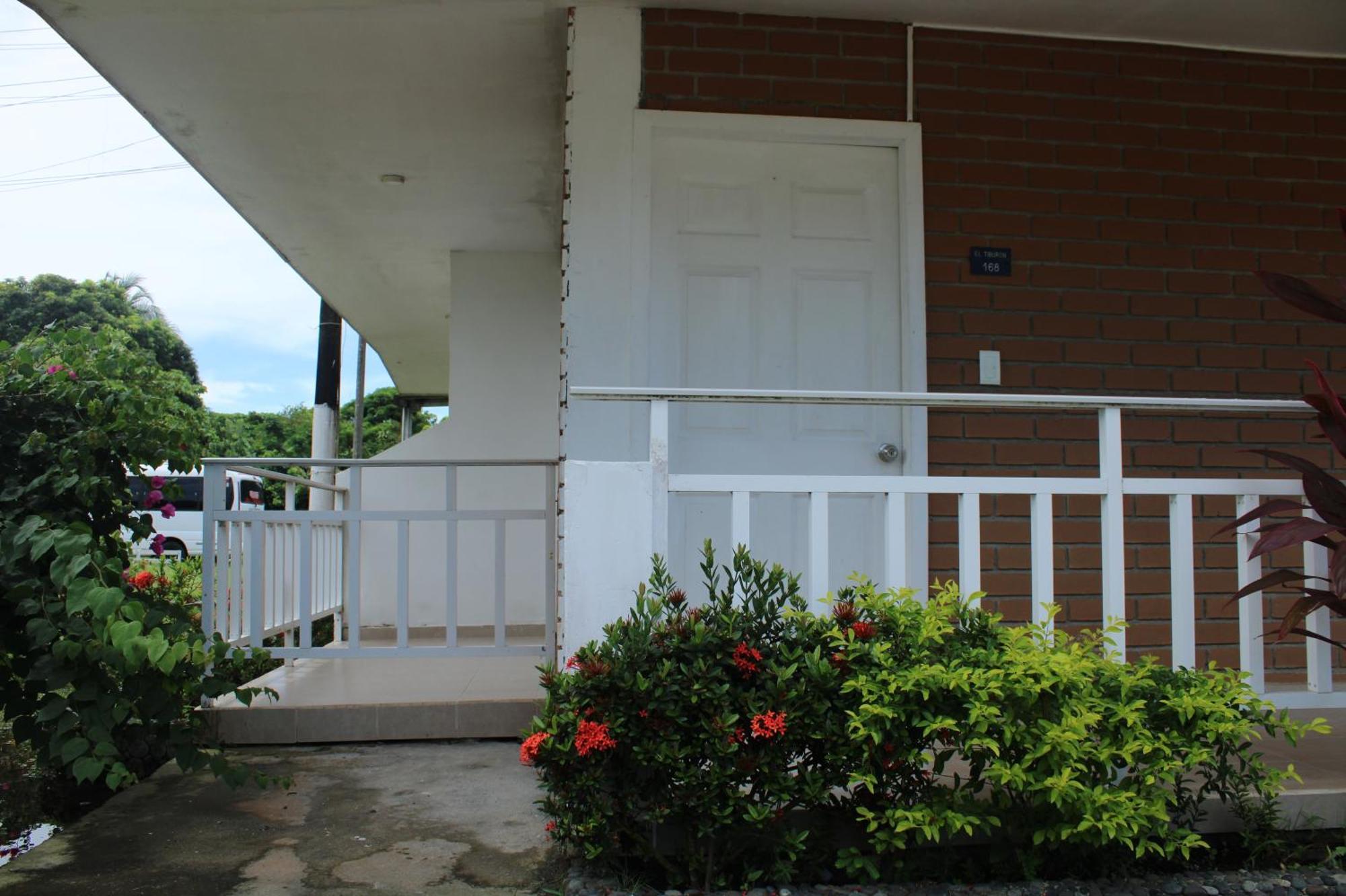 Hotel & Resort Villa Del Sol Тумако Екстериор снимка
