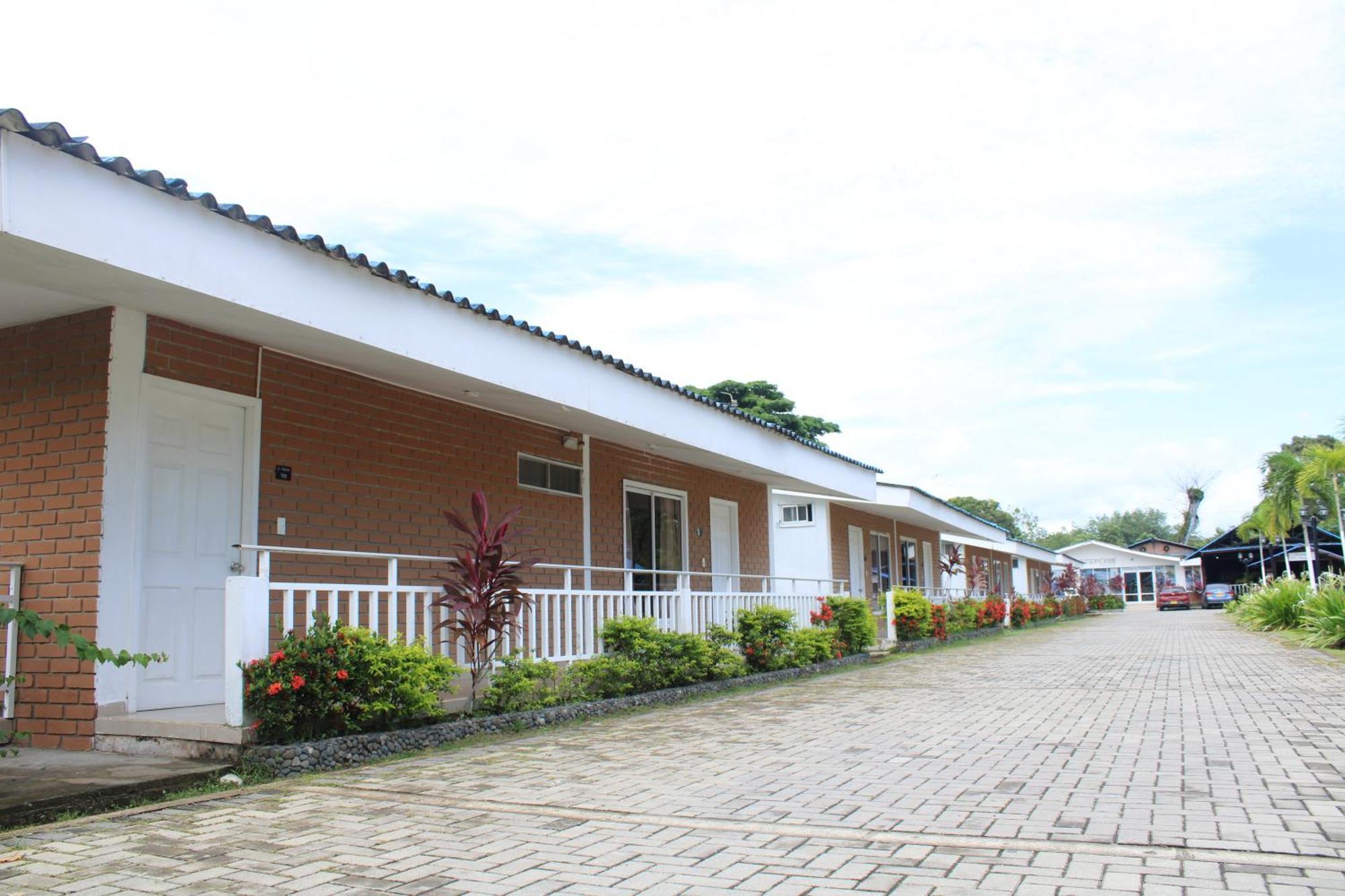 Hotel & Resort Villa Del Sol Тумако Екстериор снимка